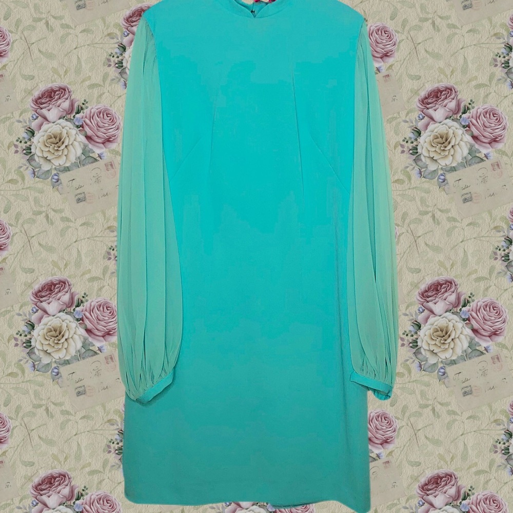 Aqua Vintage Dress  

Sheer Balloon Sleeves 

Mod GO GO 

women's 44 XL
